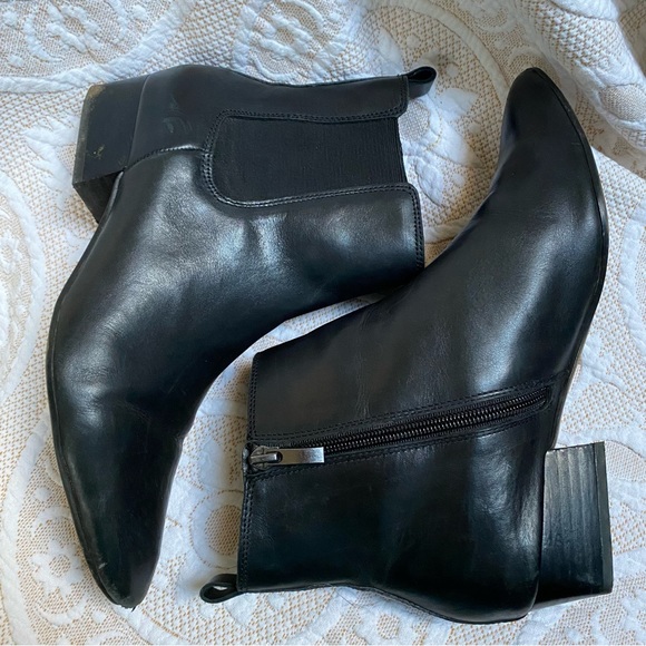 Franco Sarto Pointed Chelsea Leather boots - Picture 6 of 6